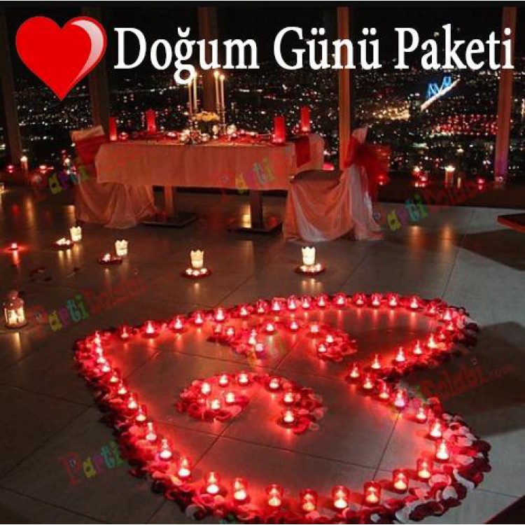 Bayan, Erkek Sevgiliye Sürpriz Doğum Günü Ev Süsleme Paketi